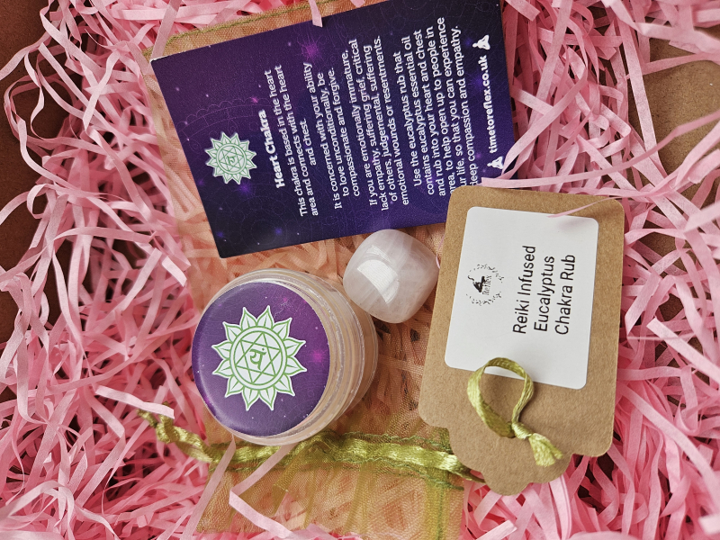 Reiki infused heart chakra rub